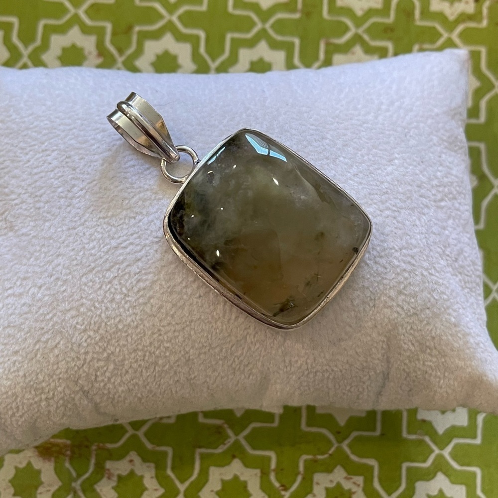 Natural Prehnite Square Pendant – Green And Black - Silver Plated - Brand New - Picture 2 of 5